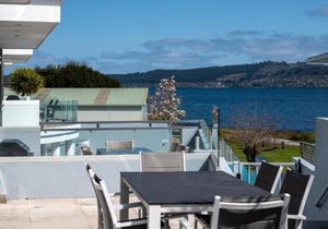 Waimahana 5 - Taupō Holiday Apartment
