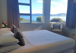 Waimahana Apartment 8
