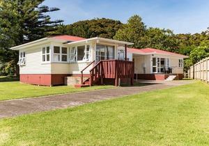Waitangi Beach Unit A