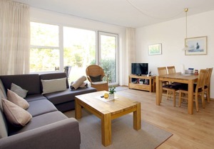 Waldstraße 19a, Whg 21, Feriendomizil am Südstrand - Holiday apartment with 2 rooms
