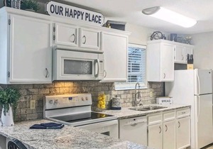 Walk-In Unit W/Lake View and Close to SDC