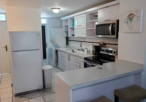 Walk to Beach, Golf, Pool in Beautiful Dorado Beach