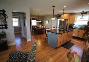 Walk to Tennyson St Shopping, Restaurants and Berkeley Park!