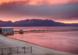 Walk to the Shops! Beach Access + Free Parking