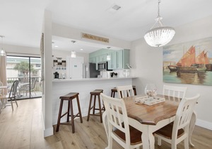 ⭐Walk2Beach-Updated-2 Balconies-Community Pool-2BR Sandprints A4⭐