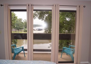 Want to get away??? Come enjoy a stay at the Lake!
