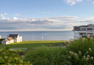 Water's Edge Resort and spa w indoor and outdoor pool and beach. Condo Sleeps 6
