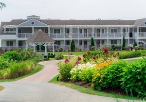 Water's Edge Resort and spa w indoor and outdoor pool and beach. Condo Sleeps 6