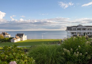Water's Edge Resort and spa w indoor and outdoor pool and beach. Condo Sleeps 6