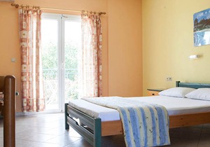 Water Side studios with swimming pool near Lourdas beach in charming Kefalonia