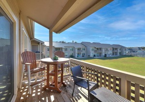 Water views, private boat dock, 2 bedroom, 2 bath Bayhouse Condo in Rockport