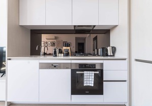 Waterfront apt on Melbourne Collins Street#3