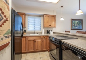 Waterfront condo w/A/C & access to Flathead Lake | Marina Cay Bigfork Waterfront Condo