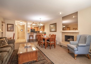 Waterfront condo w/A/C & access to Flathead Lake | Marina Cay Bigfork Waterfront Condo