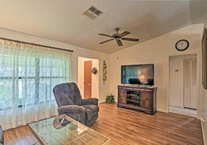 Waterfront Lake Placid Home with Dock and Kayaks!