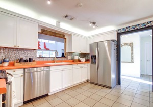 Waterfront Lake Travis Luxury Home w/Large Deck!