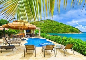 Waterfront Luxury 3 Bedroom 3 Bathroom Penthouse Walking Distance To Cruz Bay