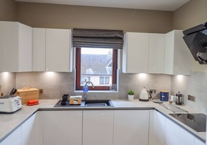 WATERHEAD RETREAT, family friendly in Ambleside