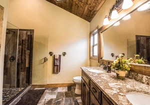 WaterMill Cove Resort 8Bed Lakefront Lodge 2 miles to SDC HUGE POOL