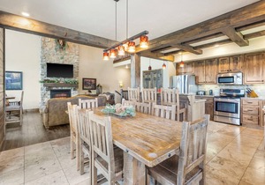 WaterMill Cove Resort Luxury Lakefront Villa L-By Silver Dollar City-Theatre Room-POOL-Lazy River