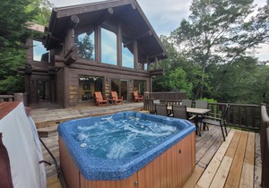 Watershed 8 - Breathtaking Views from Hot Tub and Firepit