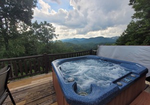 Watershed 8 - Breathtaking Views from Hot Tub and Firepit