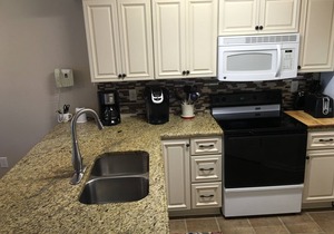 Waterway Village, Very Clean, Direct Water view, 2 pools & picklball