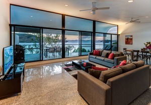 Waves 6 Four Bedroom Breathtaking Ocean Views Central Location And Buggy