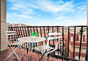 Welcome to this beautiful vacation apartment close to sandy beach.