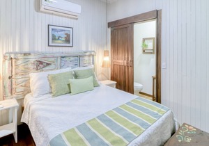 Welcoming suite at Hotel Punta Descartes with fast WiFi & on-site dining