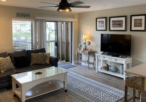 Well appointed 300 Ocean Mile town home... great amenities, beach-side locale!!