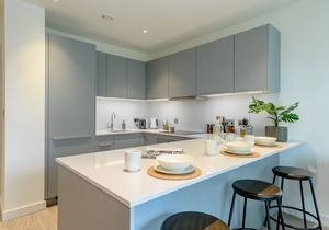 Wembley 3 Bed, 2 Bath Apartment