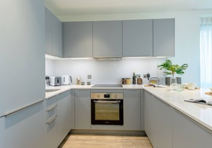 Wembley 3 Bed, 2 Bath Apartment