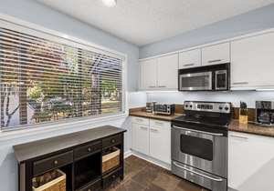 West Hyde Park 14B 2BR 2BA Villa at Kingston Plantation. FREE WIFI!
