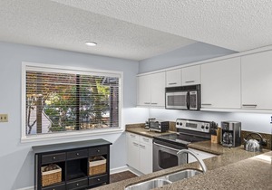 West Hyde Park 14B 2BR 2BA Villa at Kingston Plantation. FREE WIFI!