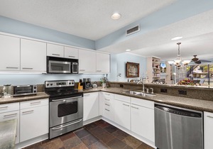 West Hyde Park 14B 2BR 2BA Villa at Kingston Plantation. FREE WIFI!