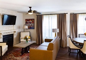 Westgate Flamingo Bay Resort 1br suite, Sunday check-in