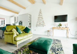 Whernside Lodge