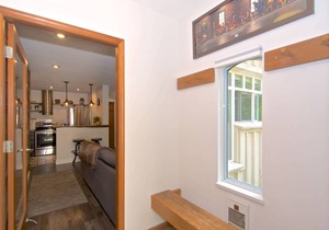 Whistler Hide-away: A real treasure, beautifully renovated, peaceful private setting