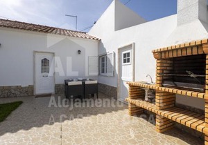 White House by AcasaDasCasas