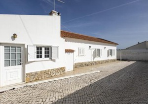 White House by AcasaDasCasas