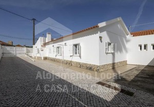 White House by AcasaDasCasas
