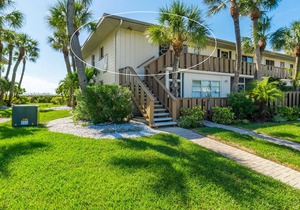 Whitney Beach #316: 2 BR / 2 BA Condo on Longboat Key by RVA, Sleeps 4