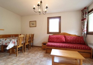 Wifi, 10m from ski slopes, 2nd floor, terrace, parking, tv, ski locker, 40m², Val Cenis