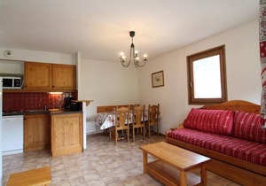 Wifi, 10m from ski slopes, 2nd floor, terrace, parking, tv, ski locker, 40m², Val Cenis