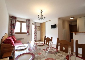 Wifi, 10m from ski slopes, 2nd floor, balcony, parking, tv, ski locker, 40m², Val Cenis