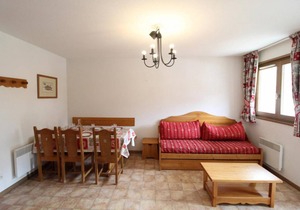 Wifi, 10m from ski slopes, 2nd floor, balcony, parking, tv, ski locker, 40m², Val Cenis
