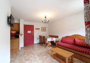 Wifi, 10m from ski slopes, 2nd floor, balcony, parking, tv, ski locker, 40m², Val Cenis