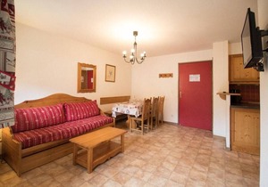 Wifi, 10m from ski slopes, terrace, parking, tv, ski locker, 40m², Val Cenis