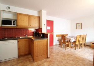 Wifi, 10m from ski slopes, 2nd floor, balcony, parking, tv, ski locker, 55m², Val Cenis